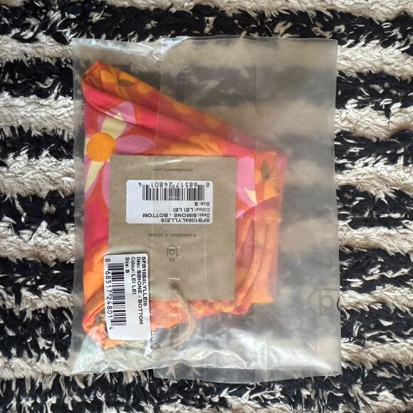 NWT Stone Fox Swim Simone Bottom in Lei Lei Size Small - Picture 4 of 5
